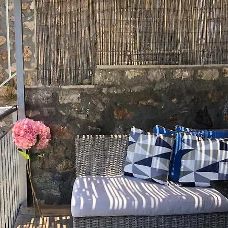 Daire Kalamata Suites