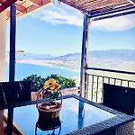 아파트 Kalamata Suites