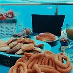 Kalamata Suites 칼라마타