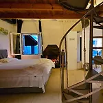 Kalamata Suites *