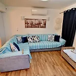 Kalamata Suites *