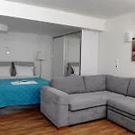 Kalamata Suites 아파트 *