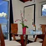 Kalamata Suites شقة *
