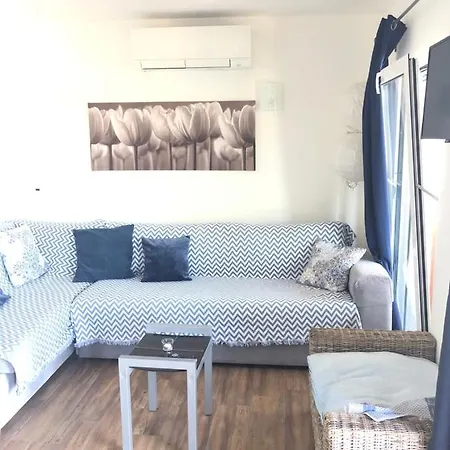 Kalamata Suites * カラマタ