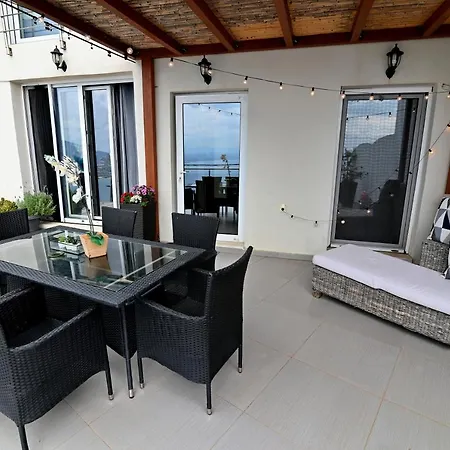 Kalamata Suites דירה