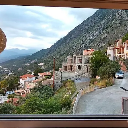 Kalamata Suites דירה *