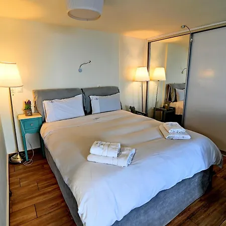 דירה Kalamata Suites