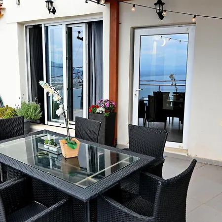 Kalamata Suites アパート カラマタ